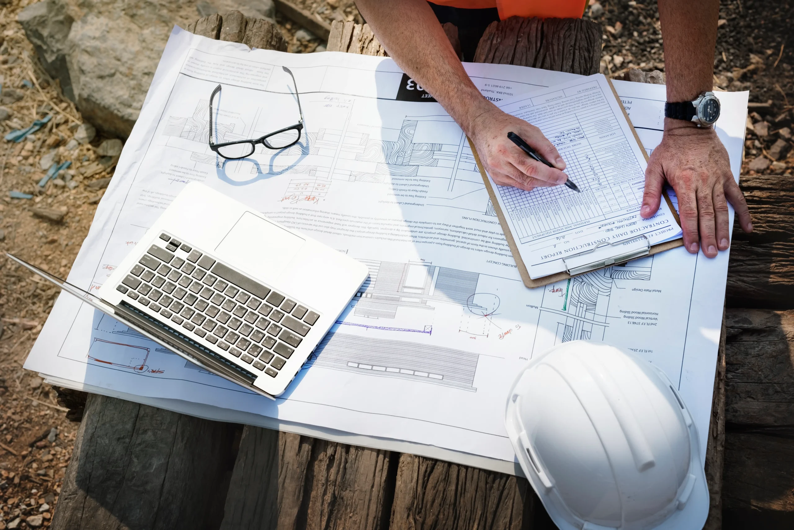 site-engineer-construction-site